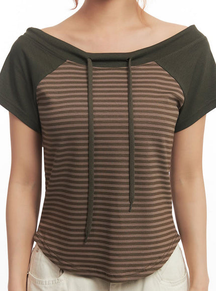 stripe-off-shoulder-hooded-top-ia517