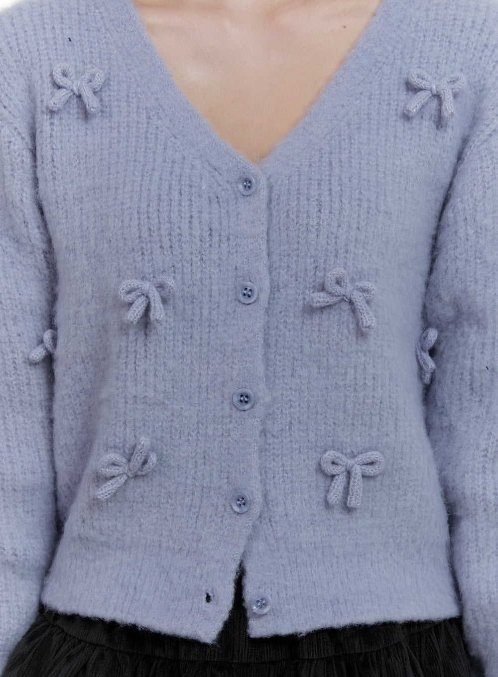 ribboned-v-neck-cardigan-oo407