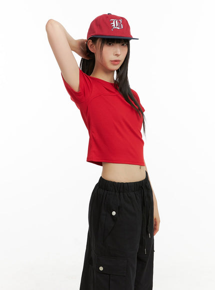 lined-solid-crop-top-cu424