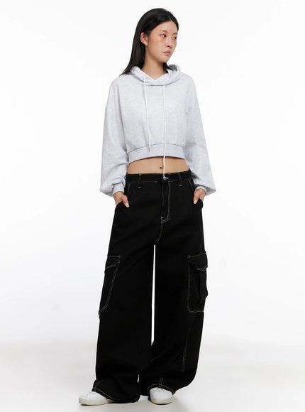 cropped-essential-hoodie-is515