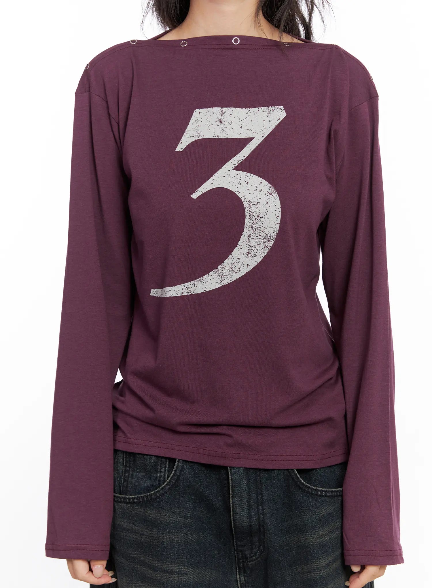 eyelet-graphic-off-shoulder-top-co507