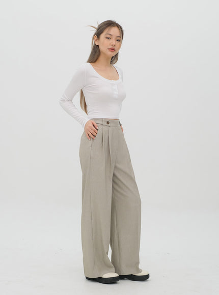 Scoop Neck Long Sleeve T Shirt with Front Buttons CM2