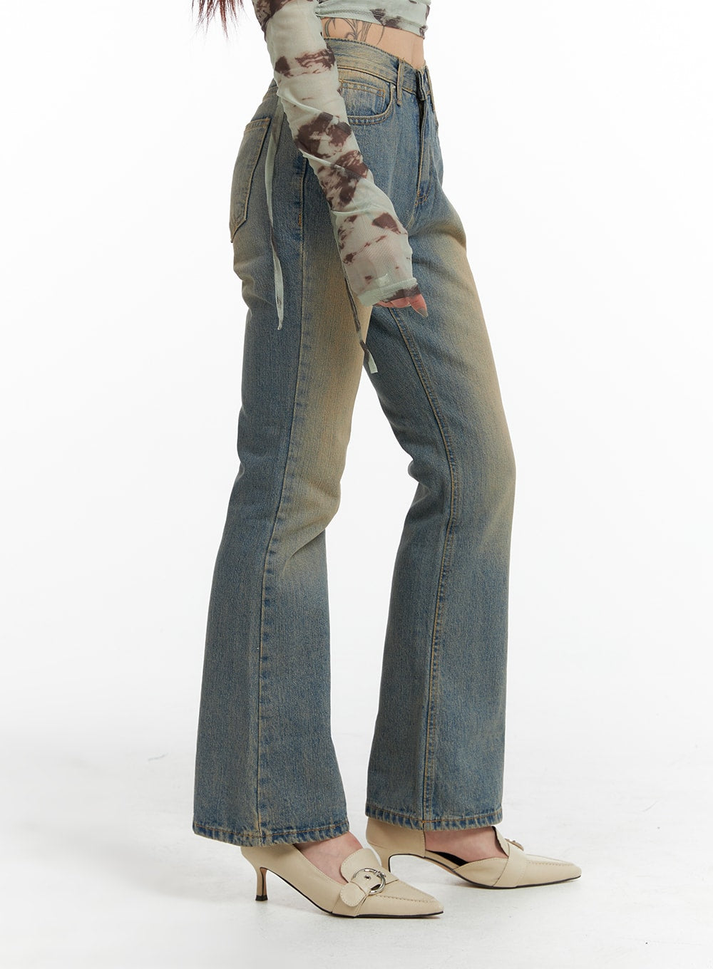 washed-flared-jeans-if426