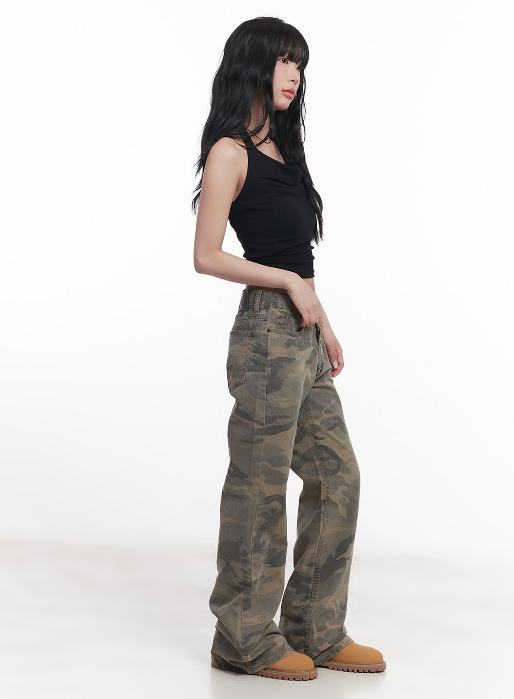 low-rise-camo-bootcut-pants-cy527