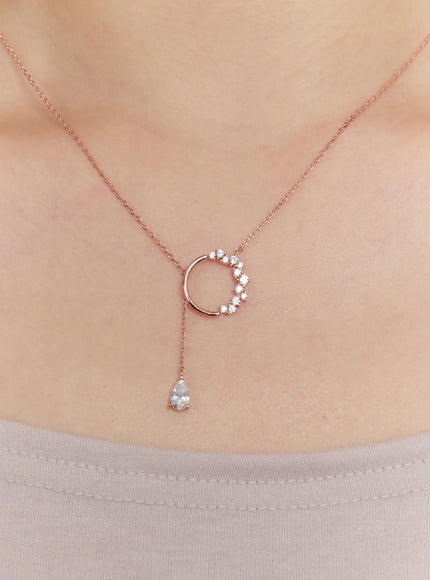 acc-halo-cross-necklace-kc1008