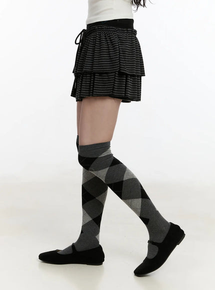 striped-ruffle-mini-skirt-cm510