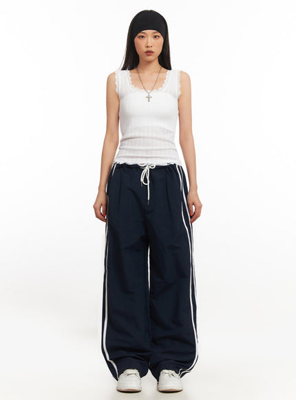 Lace-Trim Fitted Tank IA507