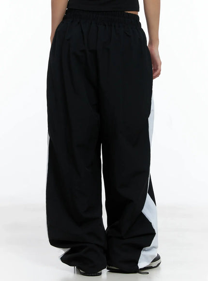 Contrast Stripe Nylon Track pants CS505