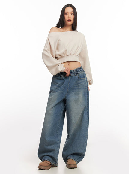 Off-Shoulder Loose-Fit Sweatshirt IA507