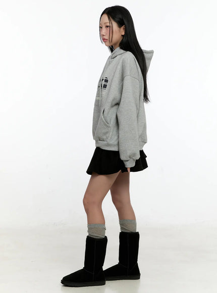 cozy-graphic-hoodie-cn506