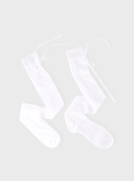 grace-back-ribbon-socks-ia521 / White