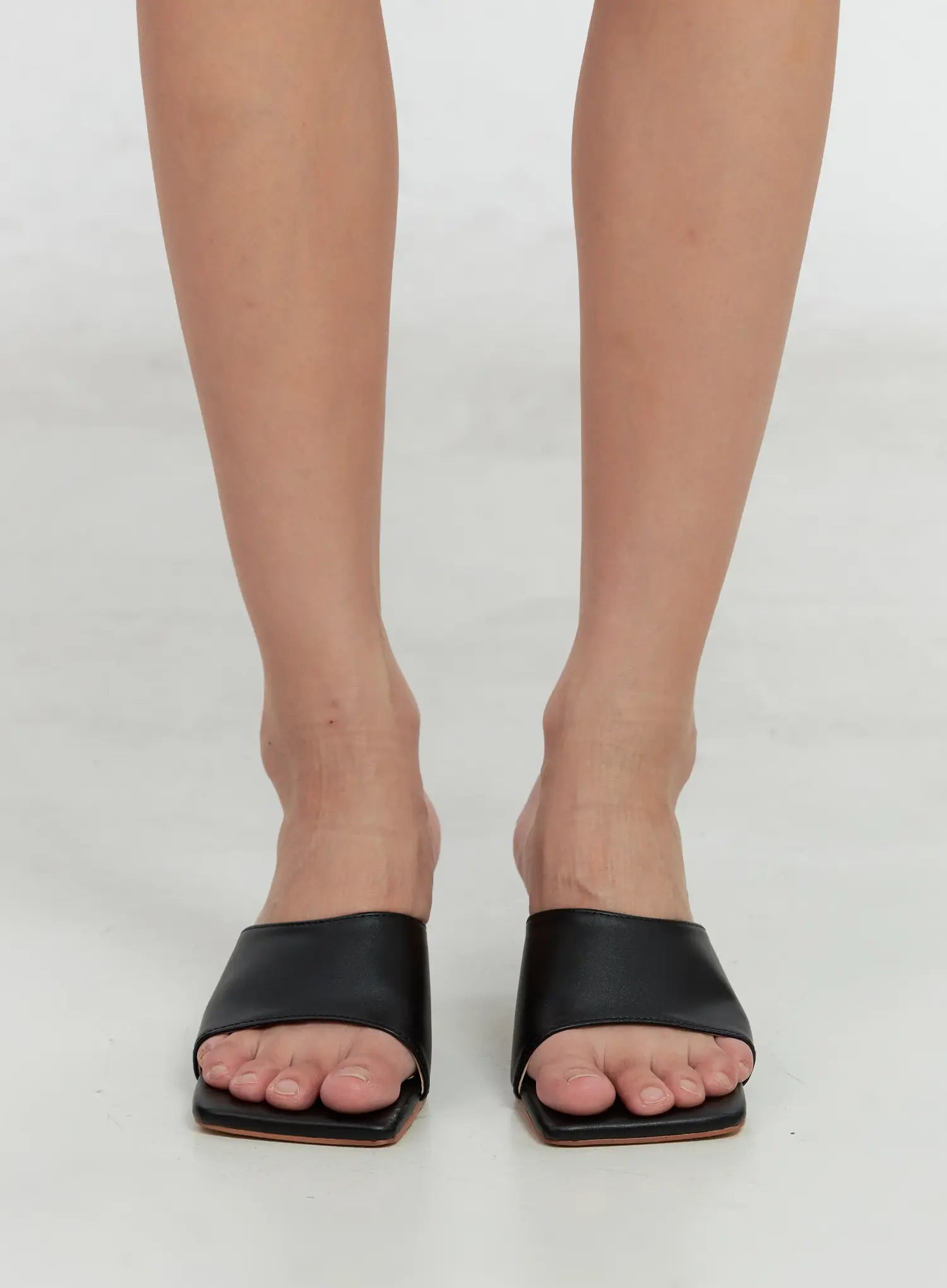 Square-Toe Mule Sandals IS516 - Minimal style | LEWKIN – LEWKIN