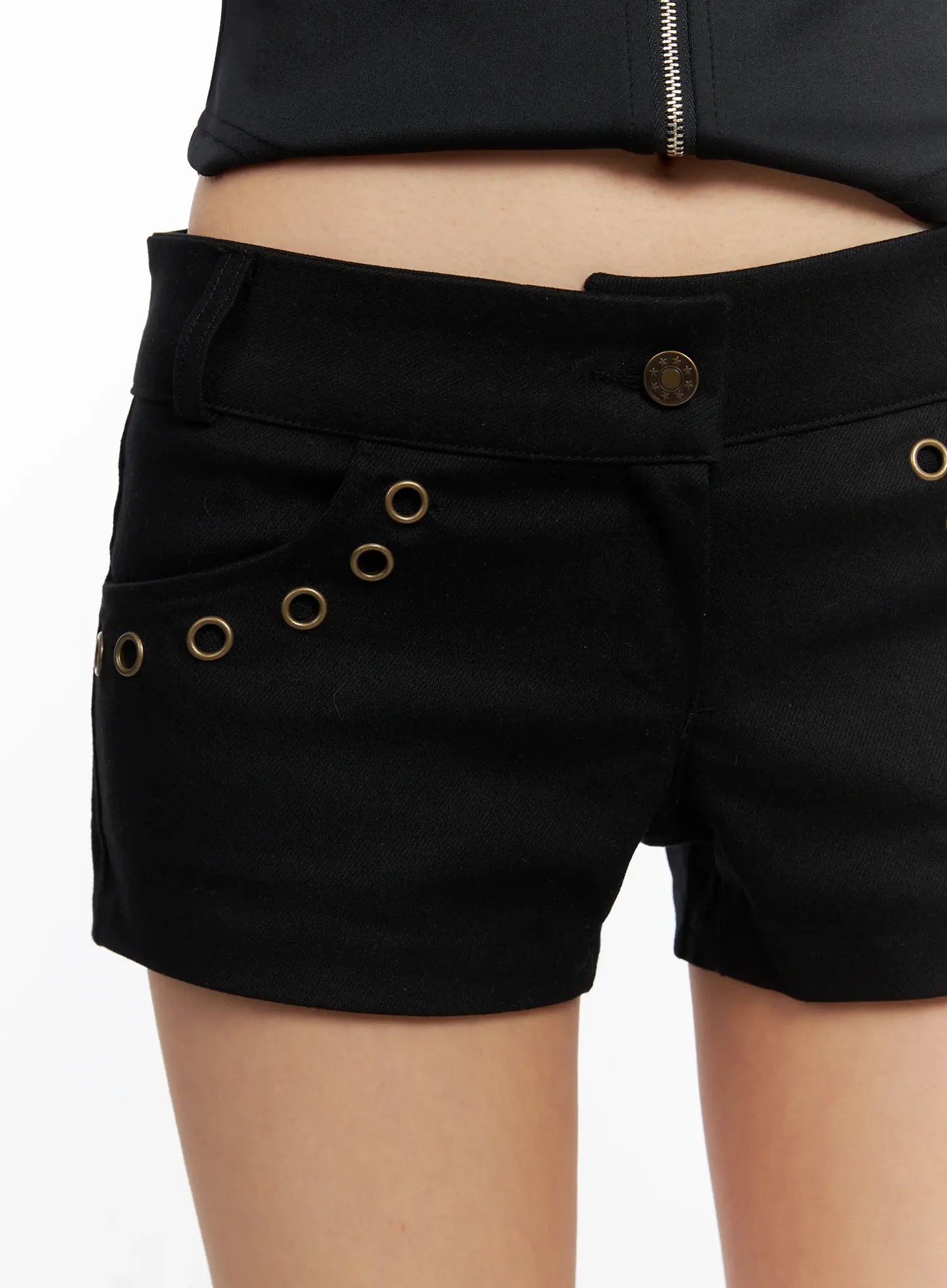 low-rise-eyelet-shorts-co529