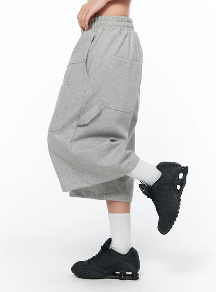 oversized-bermuda-sweat-shorts-ca515