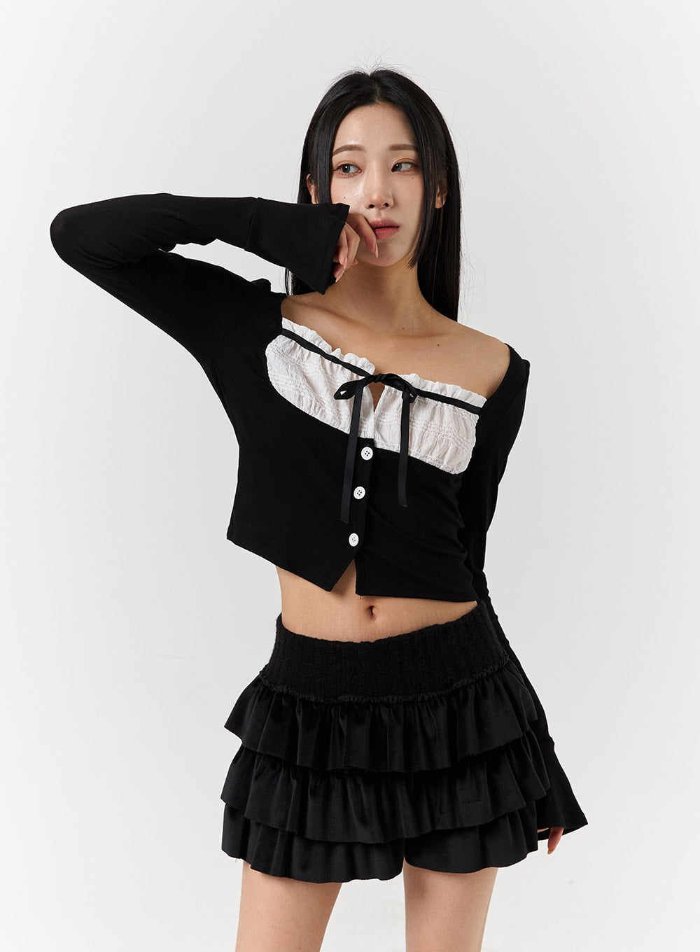 square-neck-bowknot-long-sleeve-crop-top-cd322