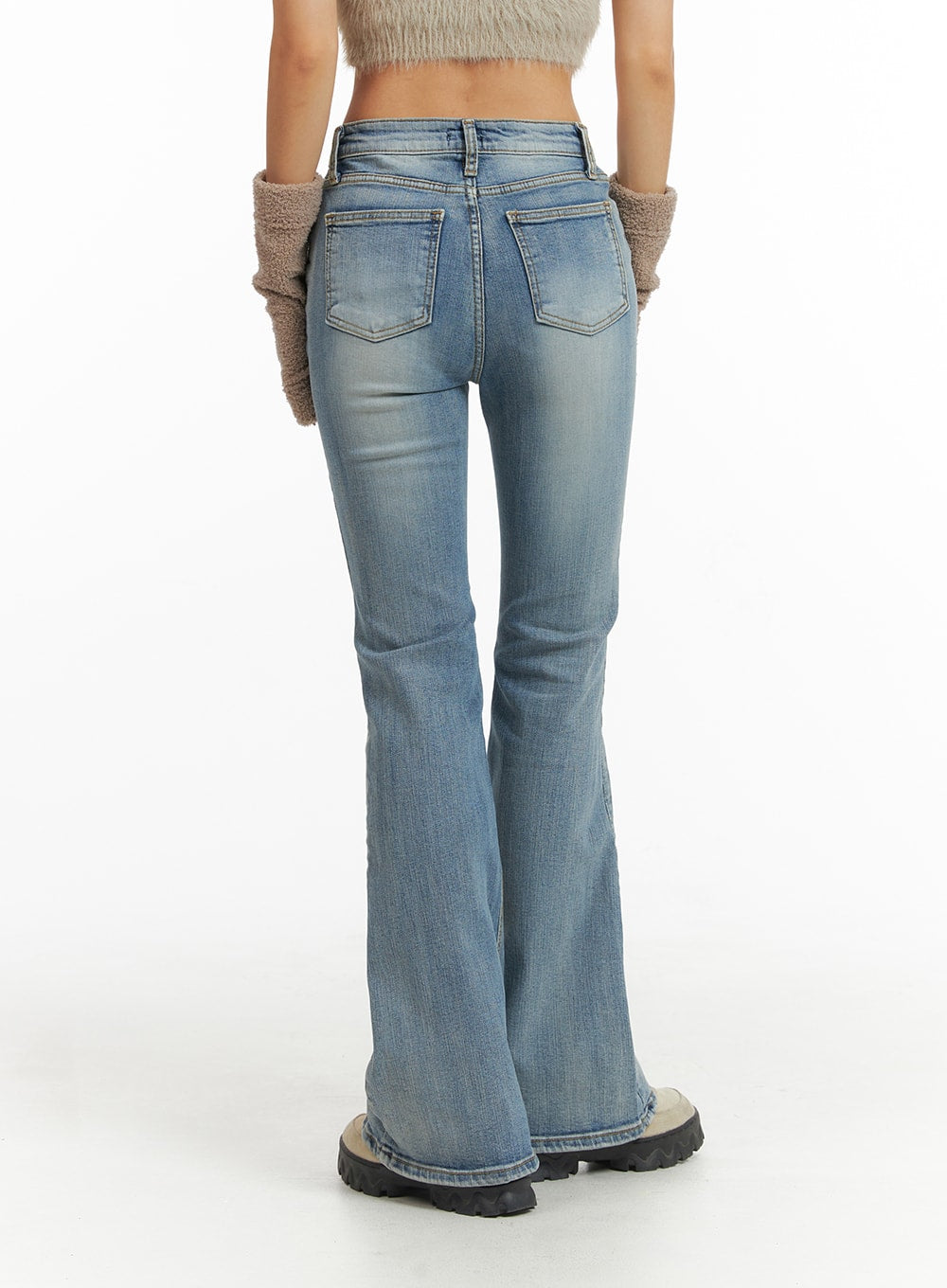Pocket Front Mid Rise Flared Jeans