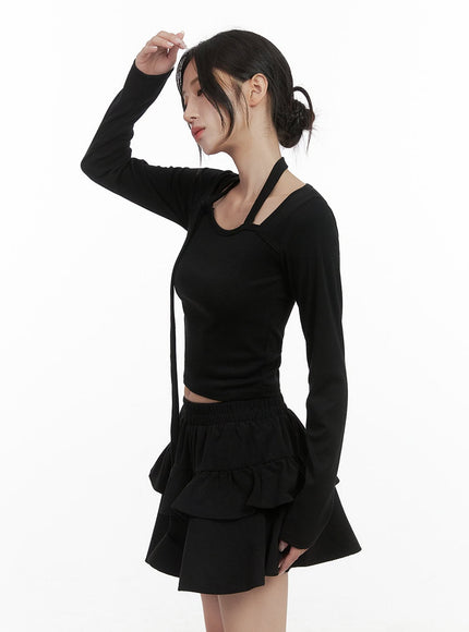 sleek-strap-slim-long-sleeve-crop-top-cs430