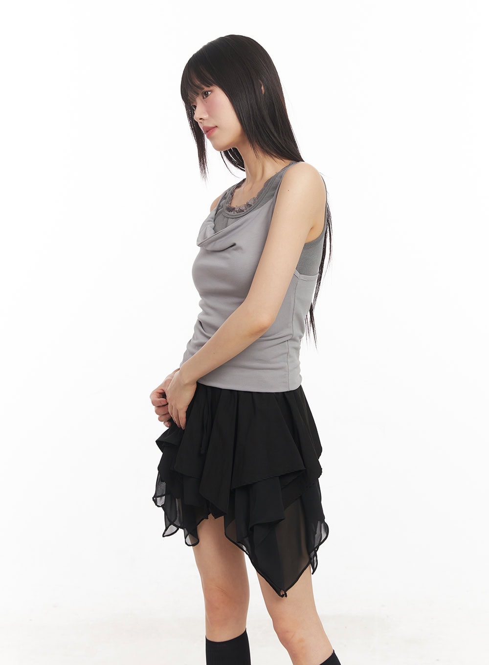 slim-fit-layered-lace-tank-top-ca523