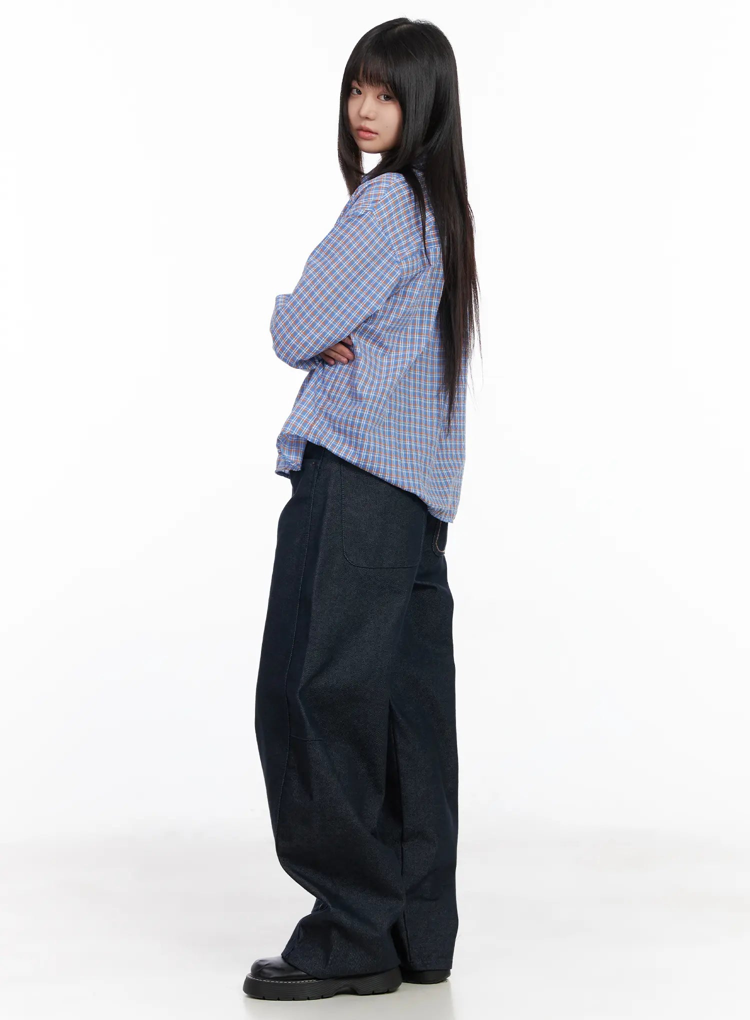 kate-wide-leg-embroidered-jeans-cm513