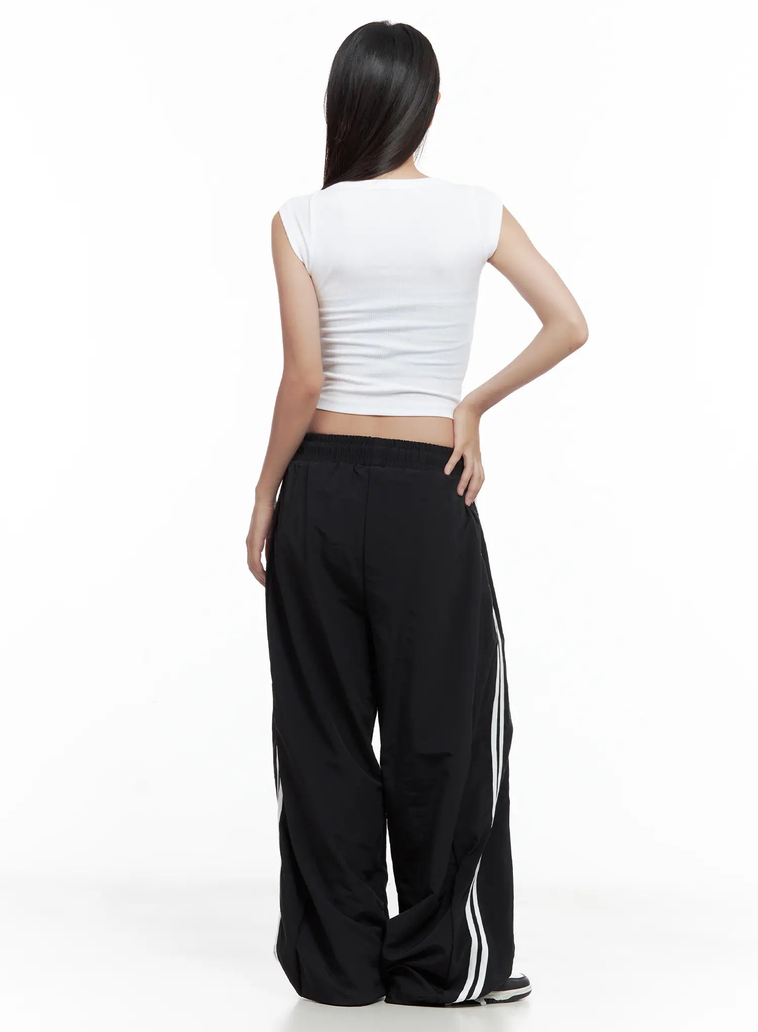 striped-wide-leg-nylon-track-pants-cl509