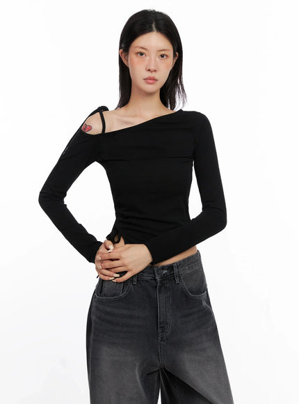 Asymmetric Off-Shoulder Long Sleeve Top IS515