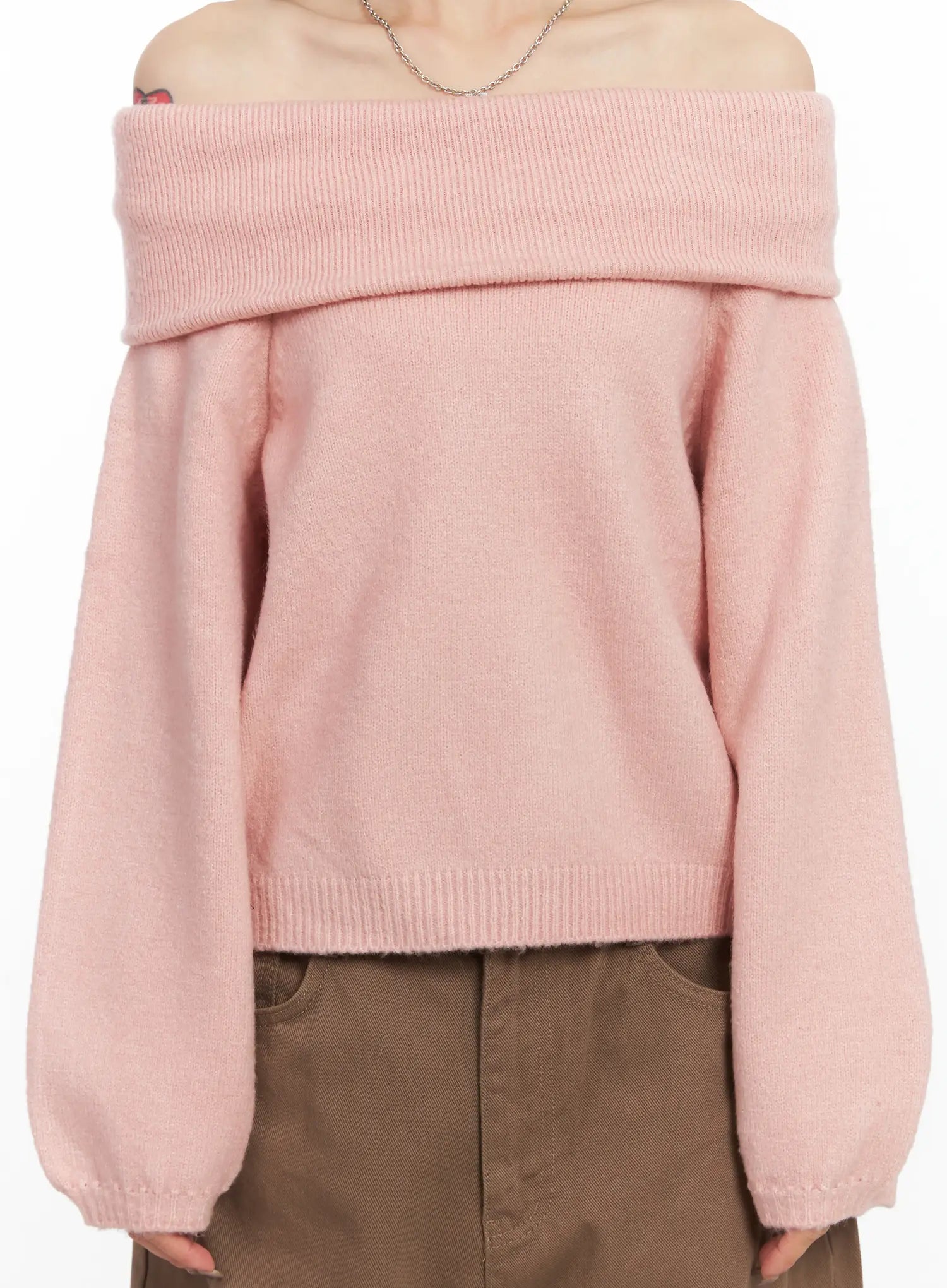 Cozy Off-Shoulder Knit Sweater CN528