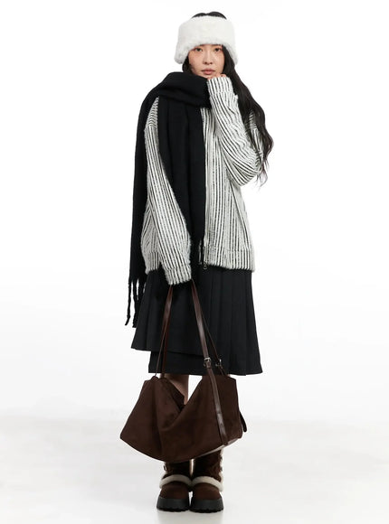 soft-knit-ear-flap-hat-in528