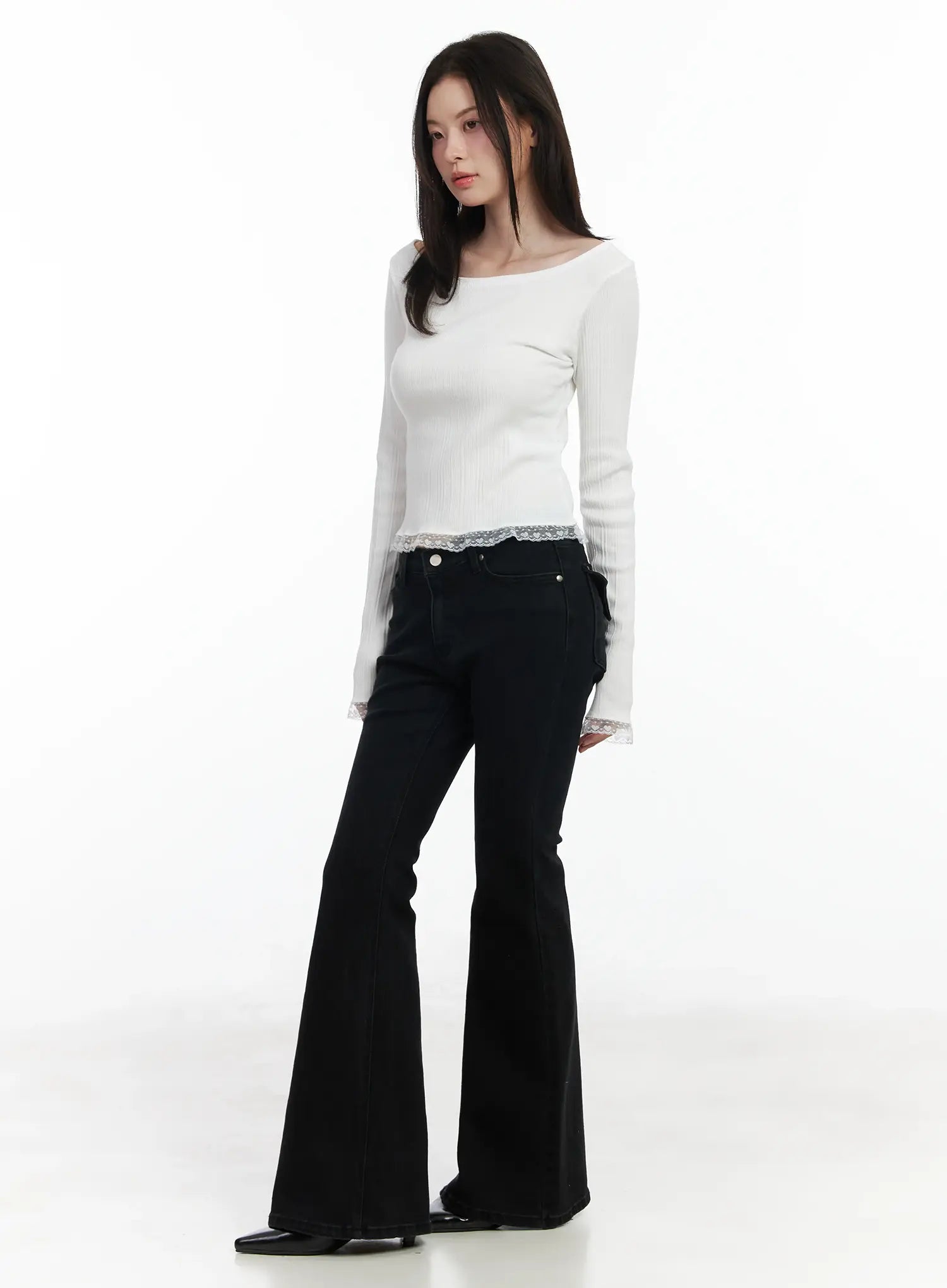 heart-lace-frill-hem-boat-neck-top-if520