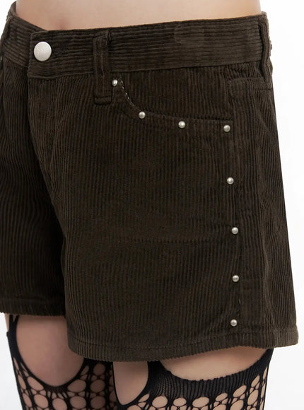 corduroy-studded-shorts-in525