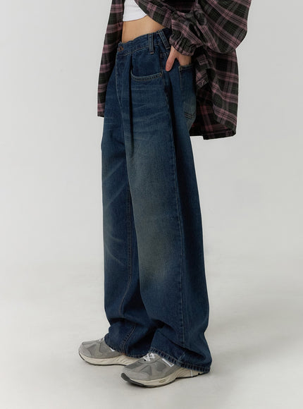 wide-leg-washed-denim-jeans-cf407