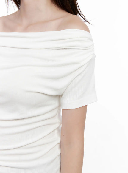 chic-off-shoulder-short-sleeve-top-cl524