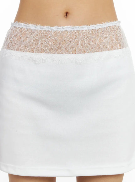 elegant-lace-trim-mini-skirt-im530