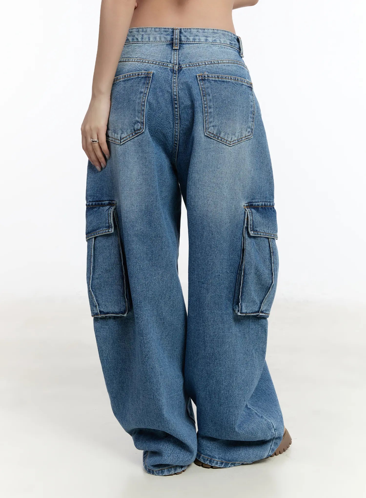 valeria-wide-leg-cargo-jeans-cm511