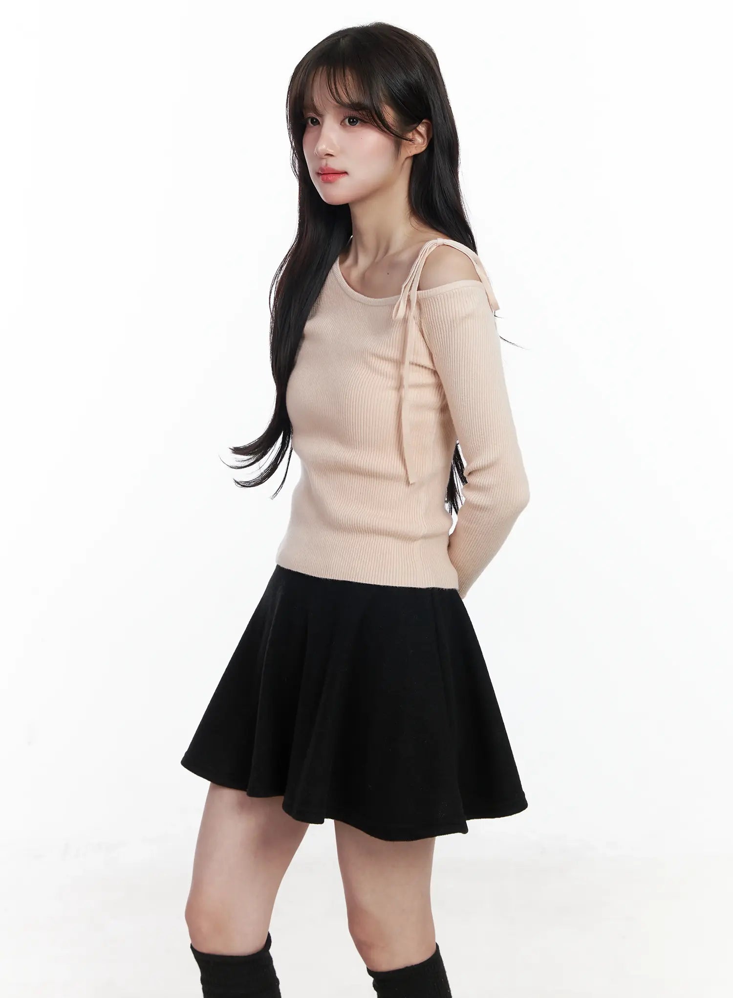 ribbon-off-shoulder-knit-top-ij529