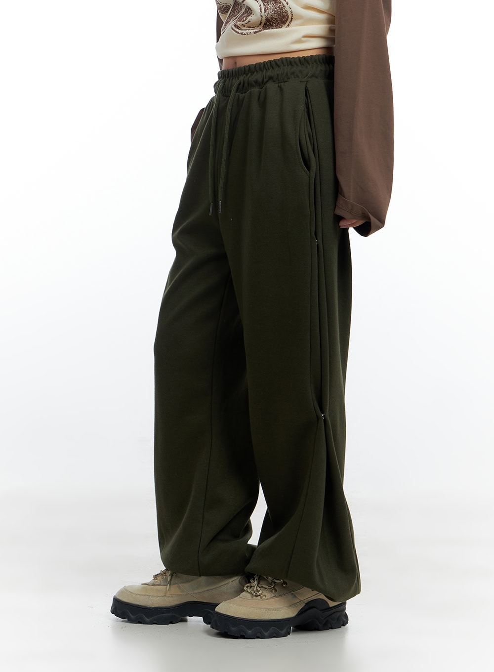 side-buttoned-wide-leg-sweatpants-cs424