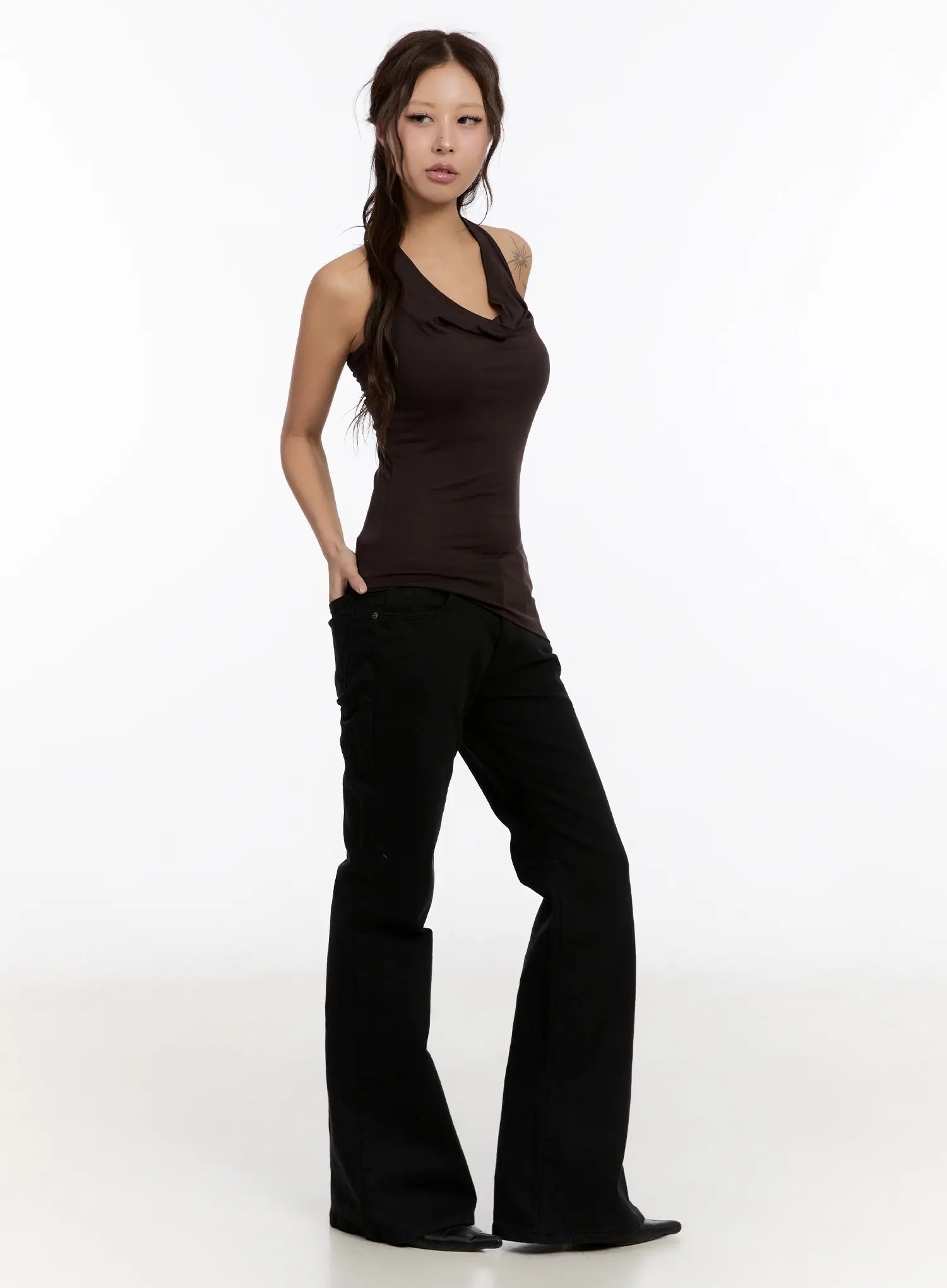 halter-neck-sleeveless-top-cn527