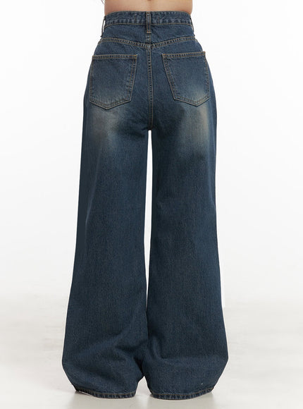 Genie Washed Wide-Fit Bootcut Jeans IJ510