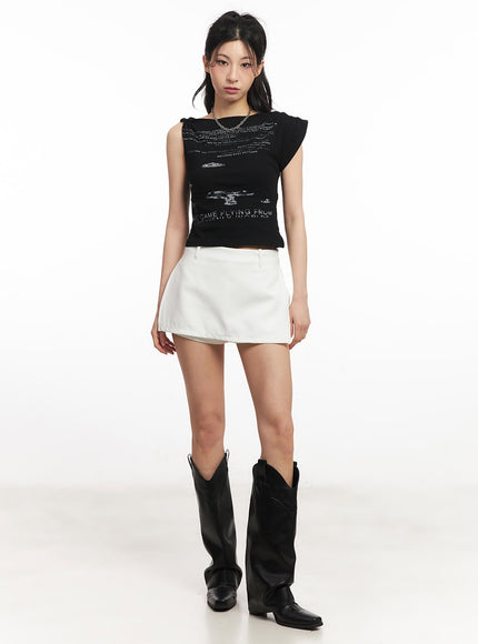 twisted-graphic-crop-tee-ca514