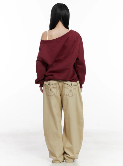 oversized-off-shoulder-graphic-sweatshirt-cn528