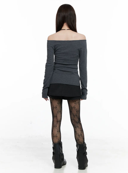 buttoned-off-shoulder-long-sleeve-cardigan-co520