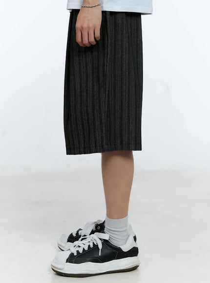 mens-striped-pintuck-shorts-il529