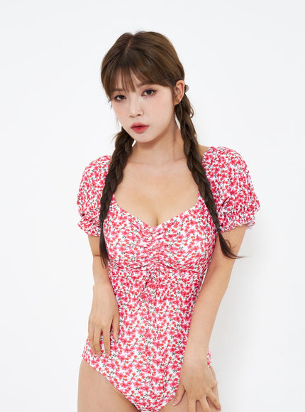 short-sleeve-flower-swimsuit-iu301