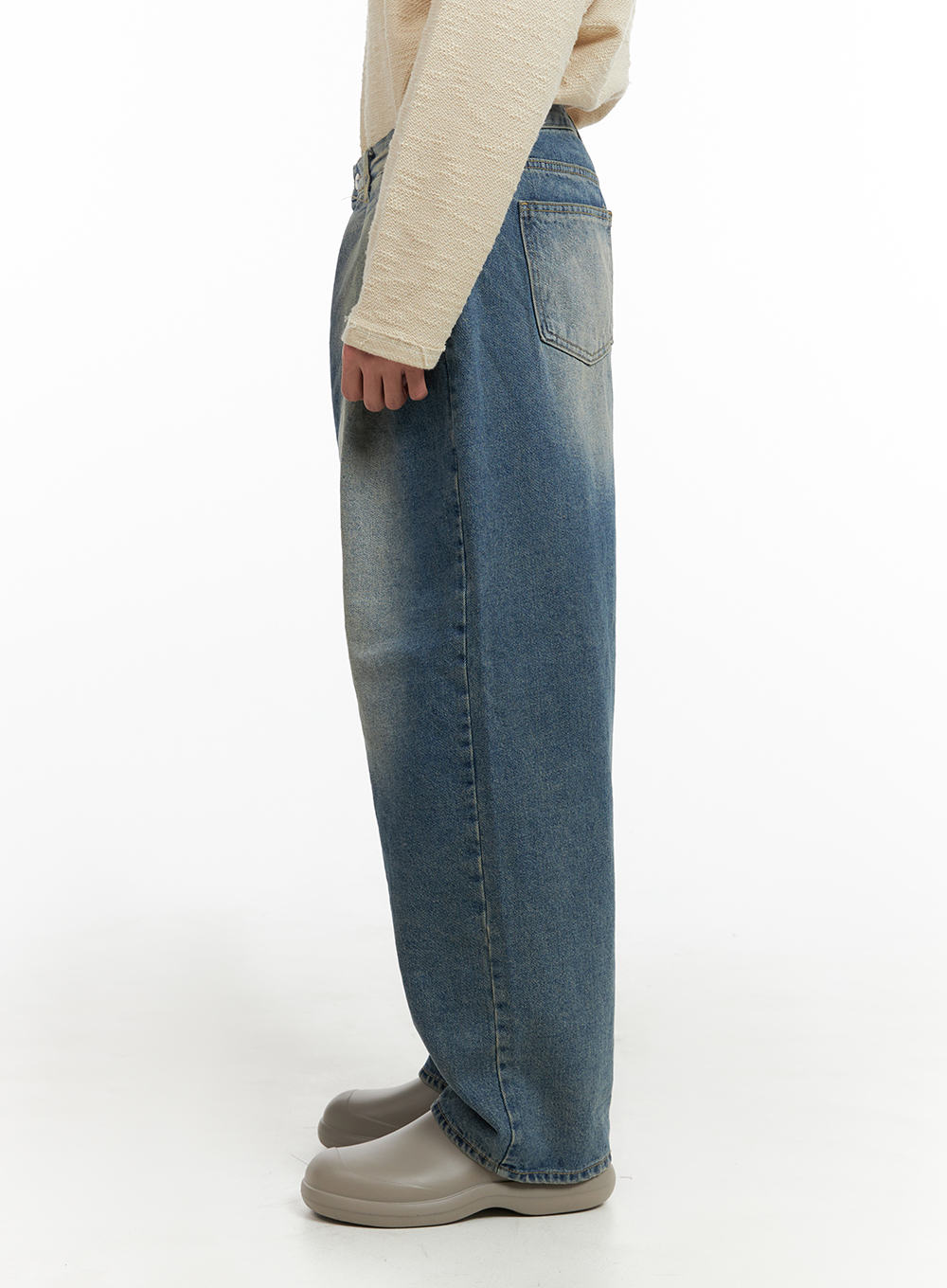 mens-washed-pintuck-baggy-jeans-ia402