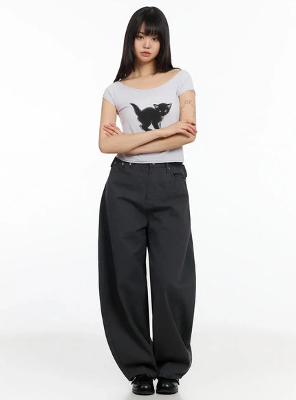 cat-graphic-off-shoulder-crop-top-ia523