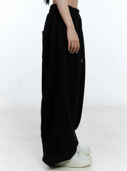 Wide-Leg Relaxed-Fit Track Pants CL530