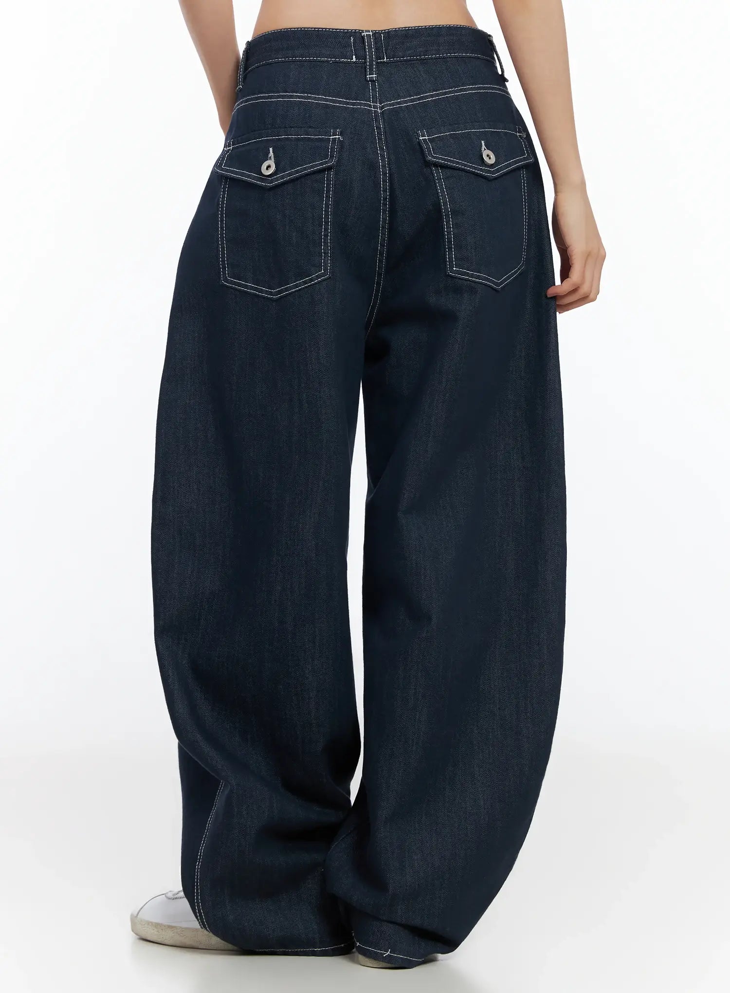 alaya-semi-balloon-denim-jeans-im524