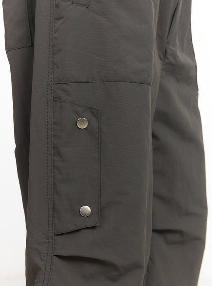 mens-nylon-pocketed-wide-fit-shorts-ia510