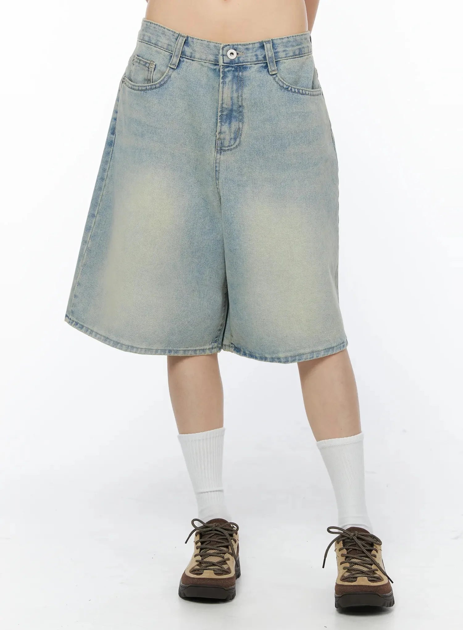 ali-casual-washed-bermuda-shorts-iy525