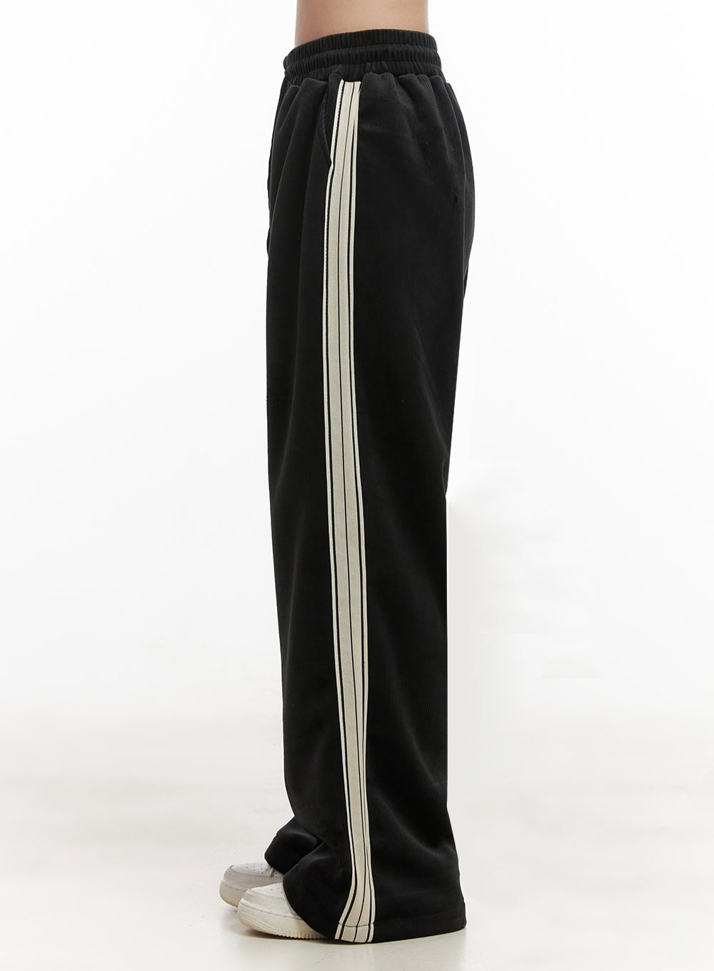 Warm Winter Trackpants IJ510