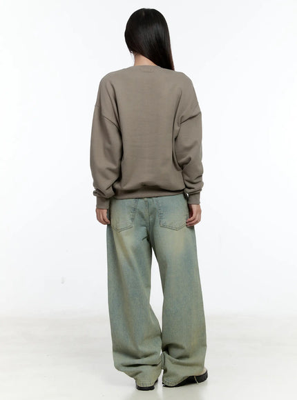 embroidered-graphic-oversized-sweatshirt-cs518